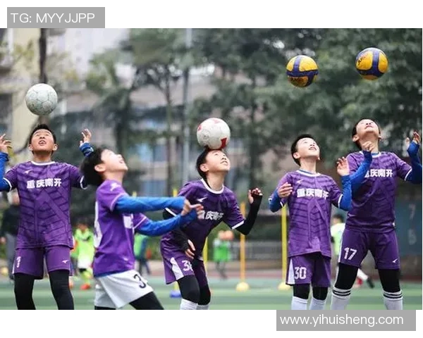 小球星少儿足球培训：培养未来足球明星，助力孩子全面发展